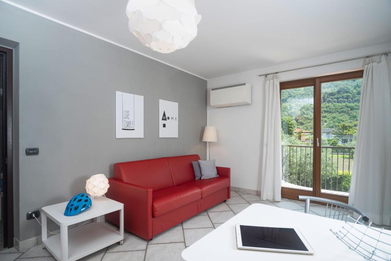 Aparthotel Casa Carla Torbole Sul Garda Esterno foto