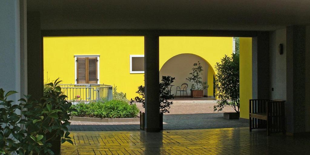 Aparthotel Casa Carla Torbole Sul Garda Esterno foto