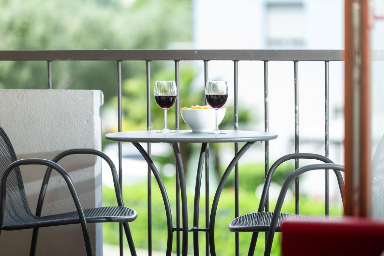Aparthotel Casa Carla Torbole Sul Garda Esterno foto